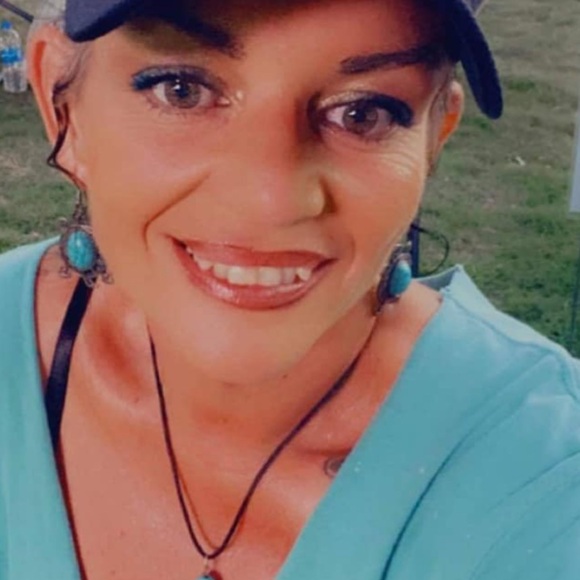 Meet your Posher, Jen - Picture 4 of 10